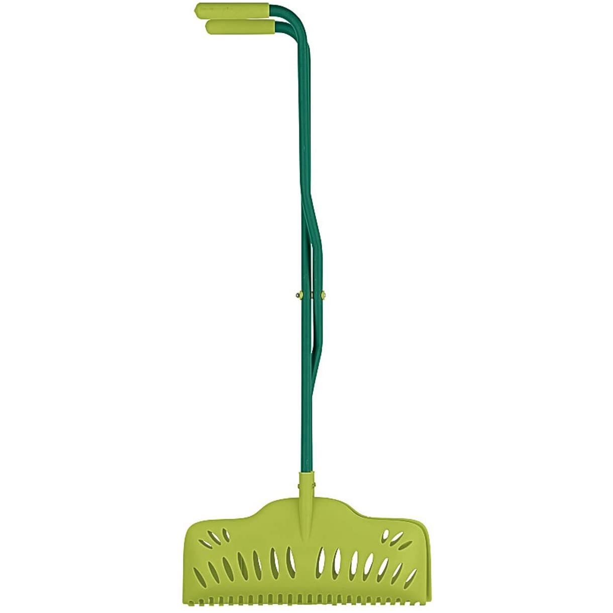 Long Handled Leaf Grabber Gardman - Thirsk Garden Centre